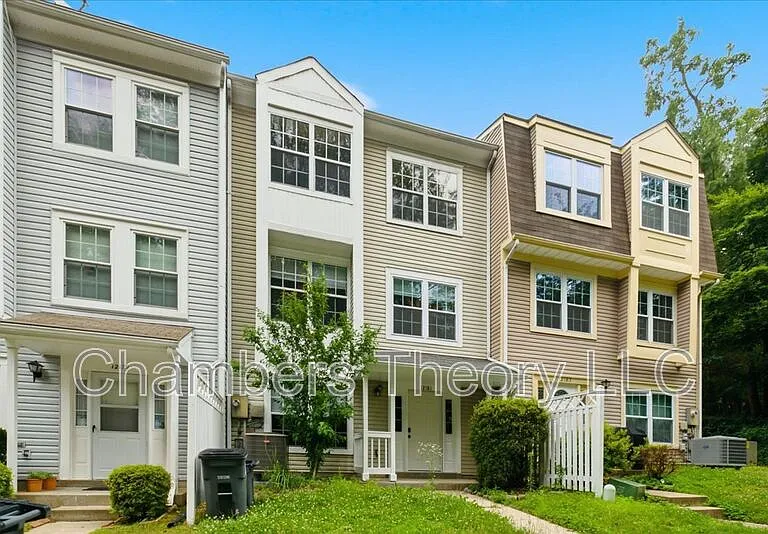 12181 Old Salem Ct — Photo 3