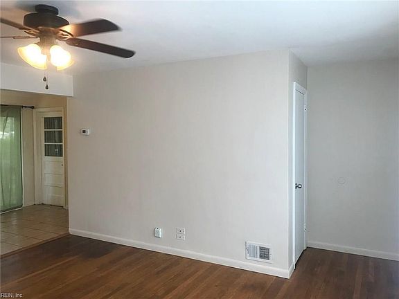 4th image of 5528 Fairwood Ln