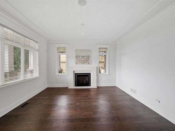 5 bedroom rental in West Vancouver — photo 8