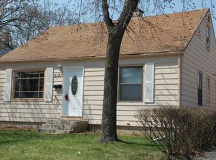 5151 N 58th St, Milwaukee, WI 53218