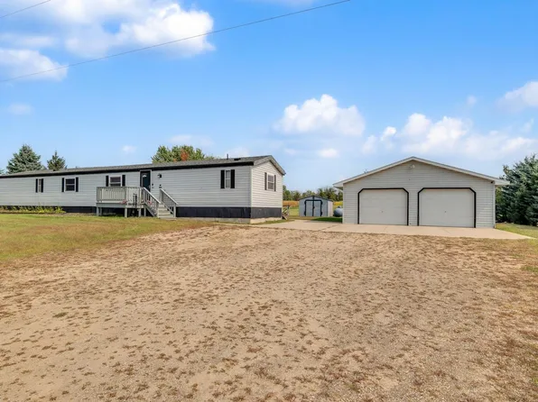 7937 River Rd, Greenleaf, WI 54126