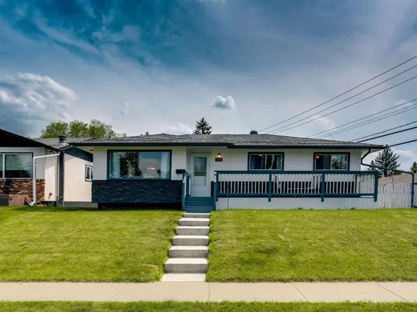 249 N Acadia Dr SE, Calgary, AB T2J 0A6