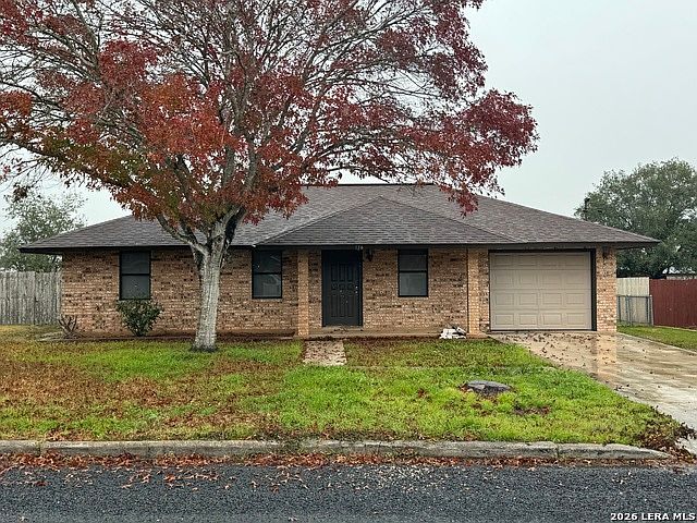 1st image of 136 Plainview Dr