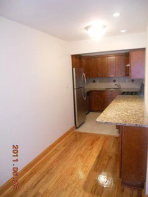 Rented by Metro Garden Realty NYC | media 60