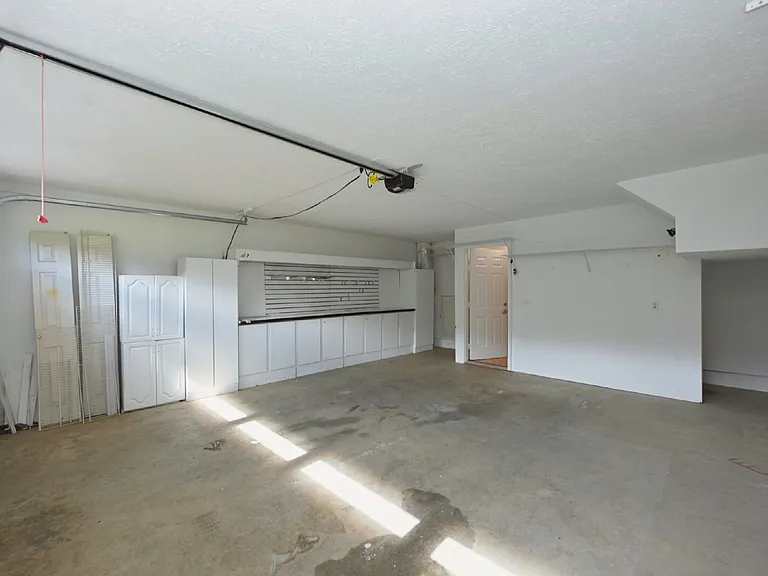 164 W Harbor Dr — Photo 38