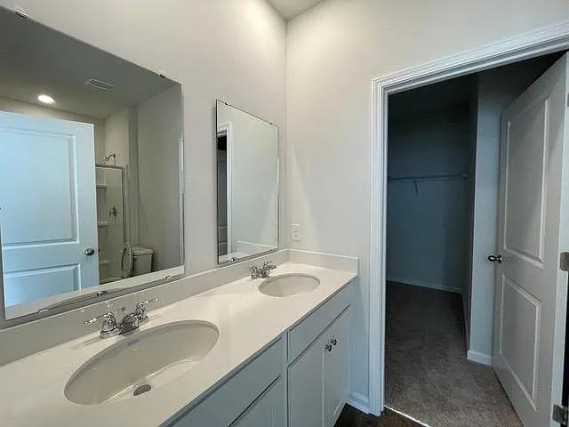 Unit Photo