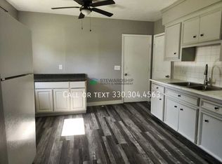 15257 Lincoln Way W, Dalton, OH 44618