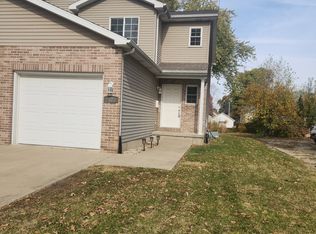 2623 1st St, Peru, IL 61354