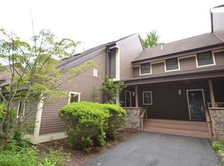 38 Sky View Dr #38D, East Stroudsburg, PA 18302
