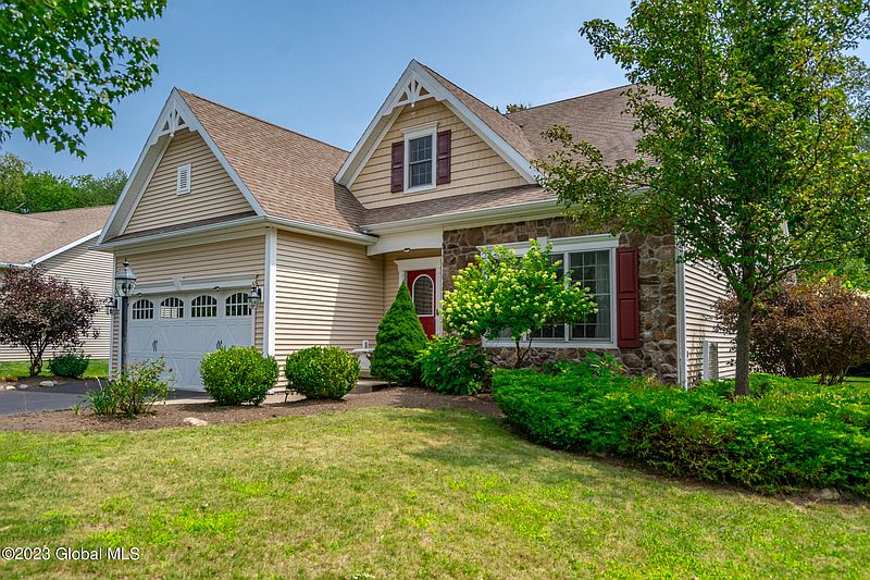 4th image of 11 Quince Court