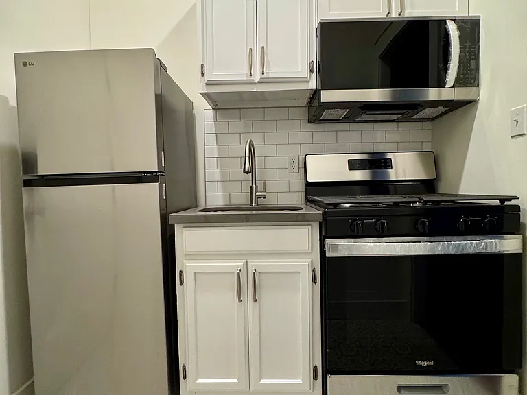 536 Aurora Ave #1/2-B — Photo 5