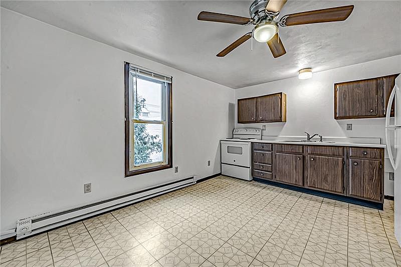 217 W Main St, New Alexandria, PA 15670 Zillow