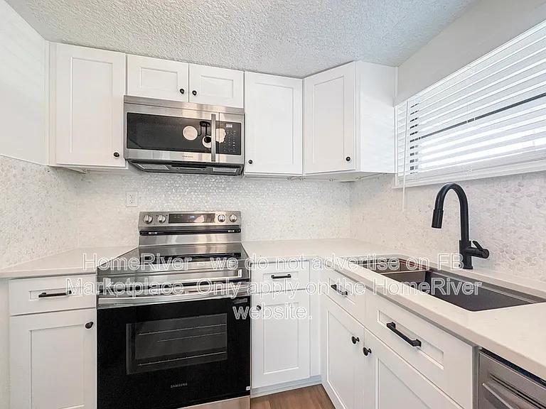 4525 Kennedy Ct — Photo 7