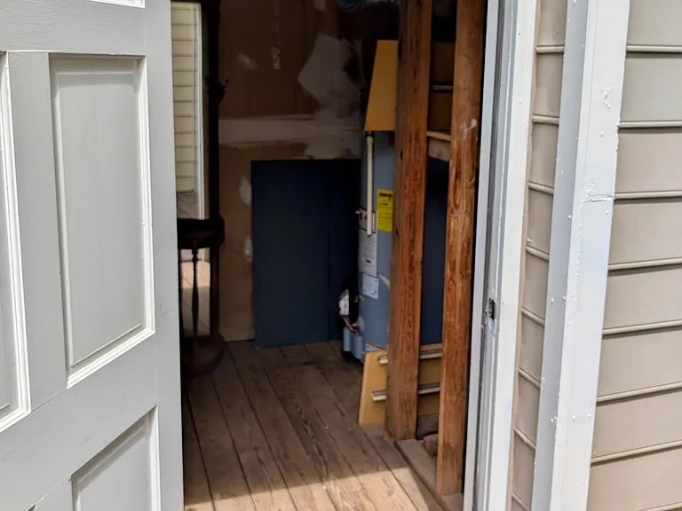 2849 Bedfordshire Ct — Photo 17