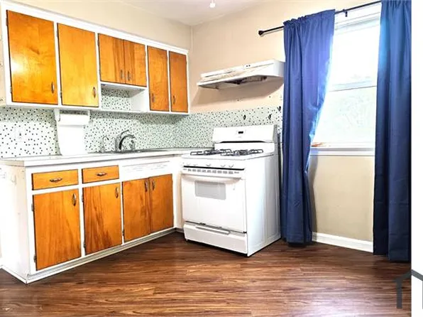 4032 Ridge Rd APT 6, Cleveland, OH 44144