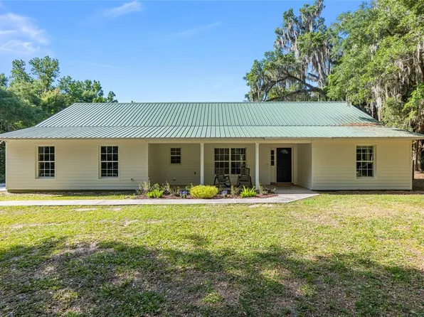 6100 Avenue J, McIntosh, FL 32664