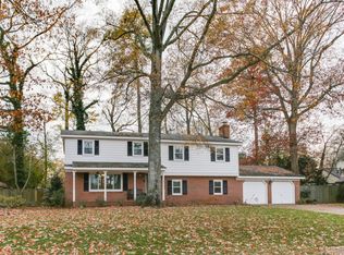 4525 McGregor Dr, Virginia Beach, VA 23462