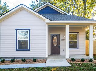 1725 Dunn Street, Savannah, GA 31415