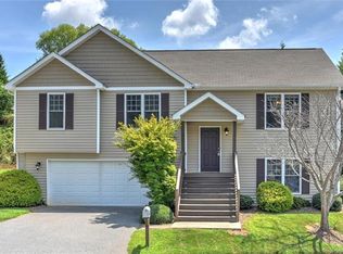 29 Locole Dr #TH68, Arden, NC 28704