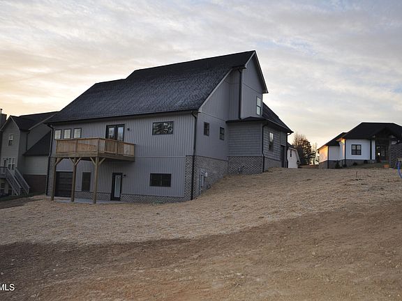 2nd image of 8502 Knoll Pines Ln