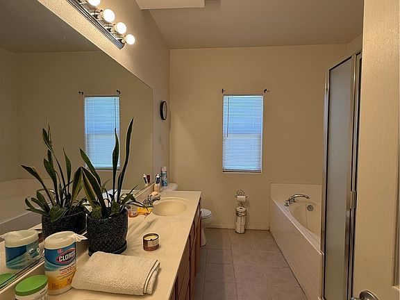 5th image of 14930 Coalinga Rd