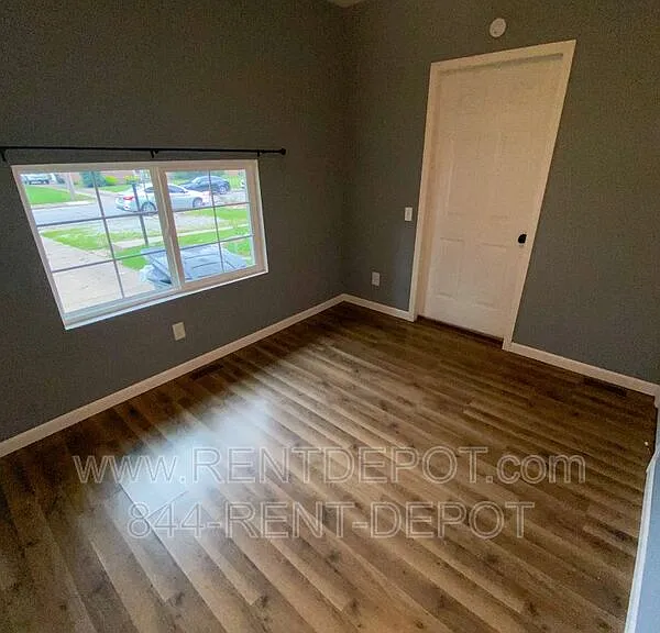 112 S Lincoln Park Dr — Photo 14