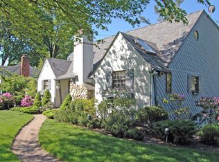 2 Arrowhead Trl, Sparta, NJ 07871