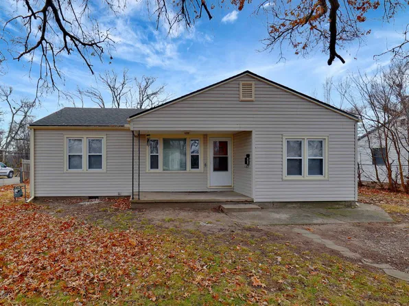 1615 E Selma St, Wichita, KS 67216