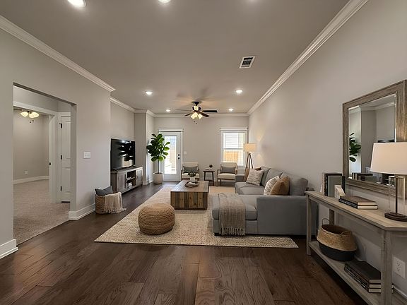 5th image of 1805 E Brookview Dr #B