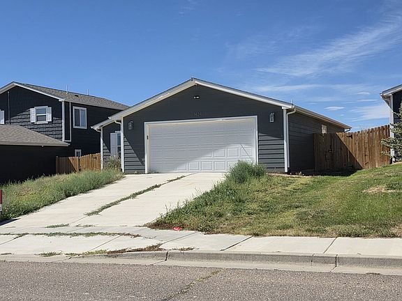 3rd image of 1424 Rivers Run Ave