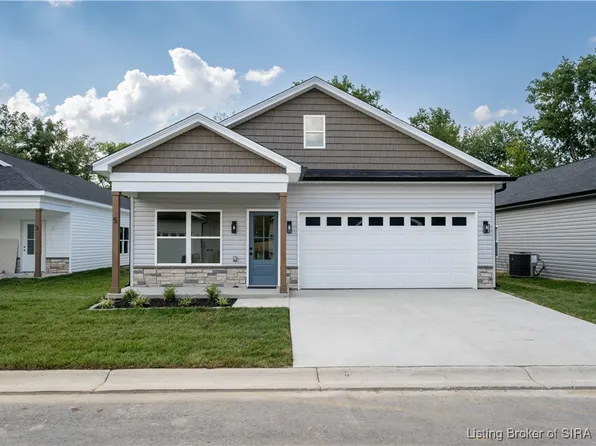 5 Cedargrove Lane, Jeffersonville, IN 47130