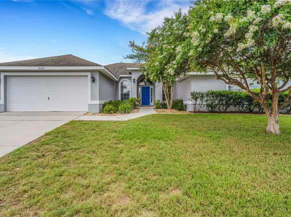 8722 Fort Socrum Village Pl, Lakeland, FL 33810
