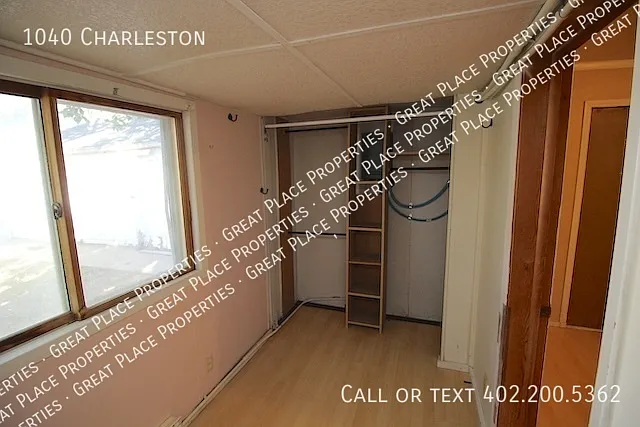 1040 Charleston St — Photo 15