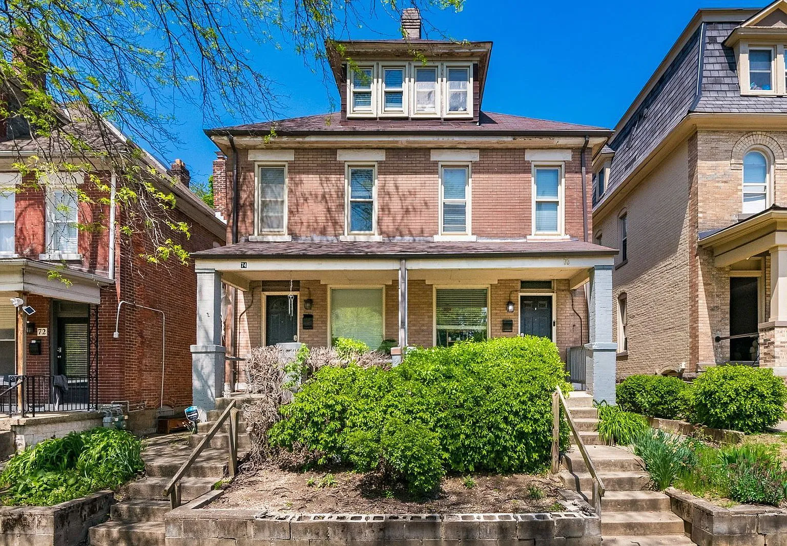3 bed, 2.0 bath, $1,745 — Photo 1