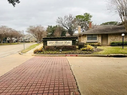 2711 Grants Lake Blvd #152 Photo 1