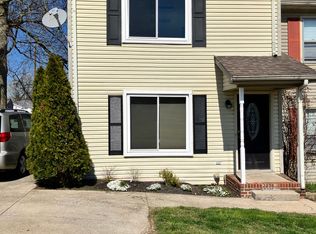 418 Ryne Ct, Versailles, KY 40383