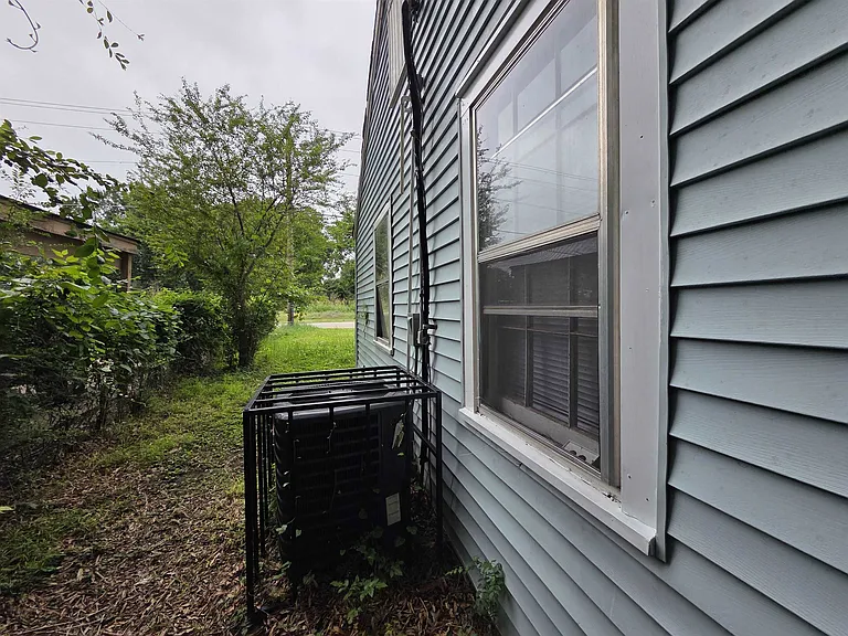4047 Chelsea Ave — Photo 18