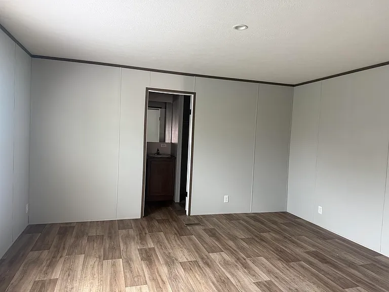 2120 Spring St #135 — Photo 7