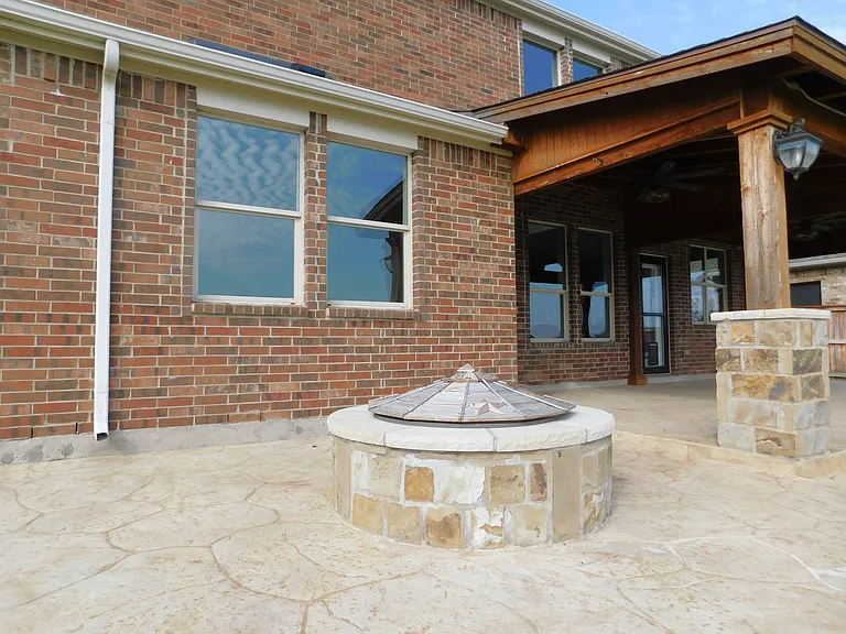14904 Riverside Dr — Photo 31