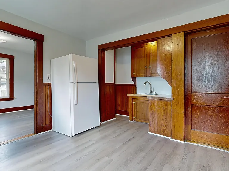 5 Pine St — Photo 10