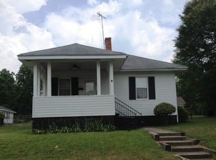 22 Meadow St, Lyman, SC 29365