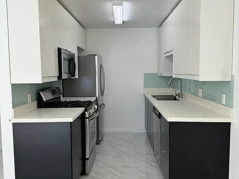 1012 San Gabriel Cir #404 — Photo 3