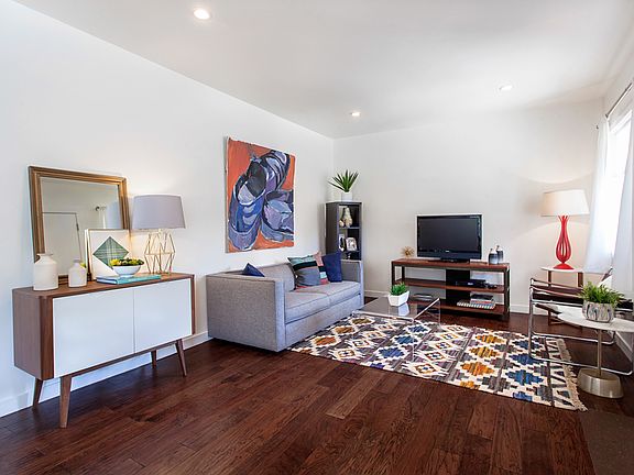 4th image of 4892 San Marcos Pl