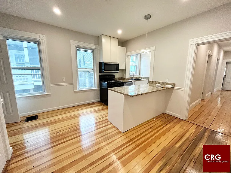 11-13 Buttonwood St #1A — Photo 1