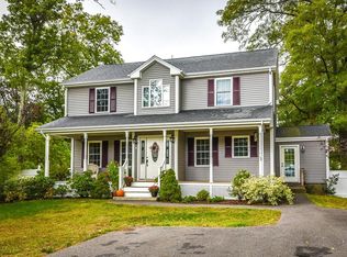 29 Summer St, Medway, MA 02053