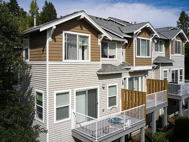 8790 SW 147th Ter #102 — Photo 17