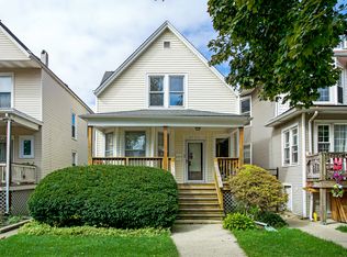 3722 N Drake Ave #2, Chicago, IL 60618