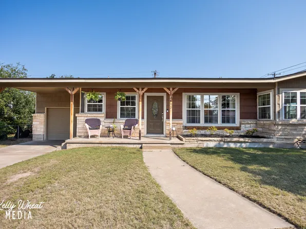 2102 Coleman St, San Angelo, TX 76901