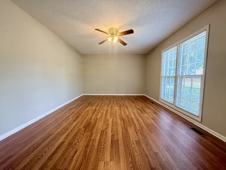 739 Ashbrook Rd — Photo 9