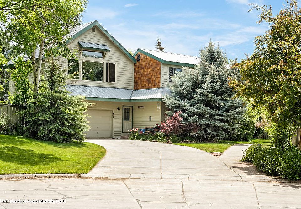 2nd image of 408 Elk Cir